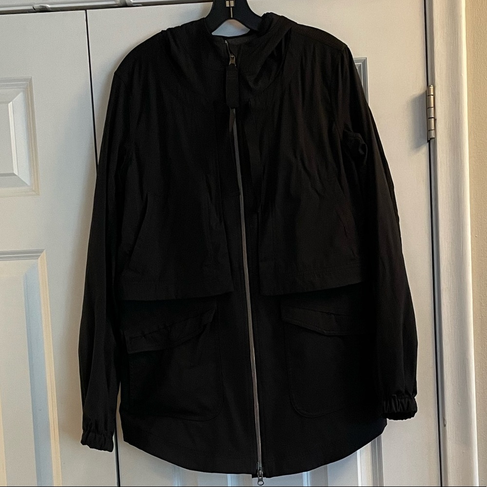 Lululemon lined raincoat